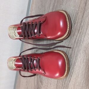 Vintage Toddler Lace Up Shoes RED Size 8?